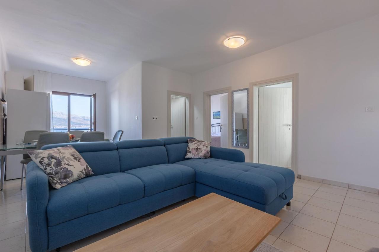 Holiday Home Insulam Mare Trogir Exterior foto