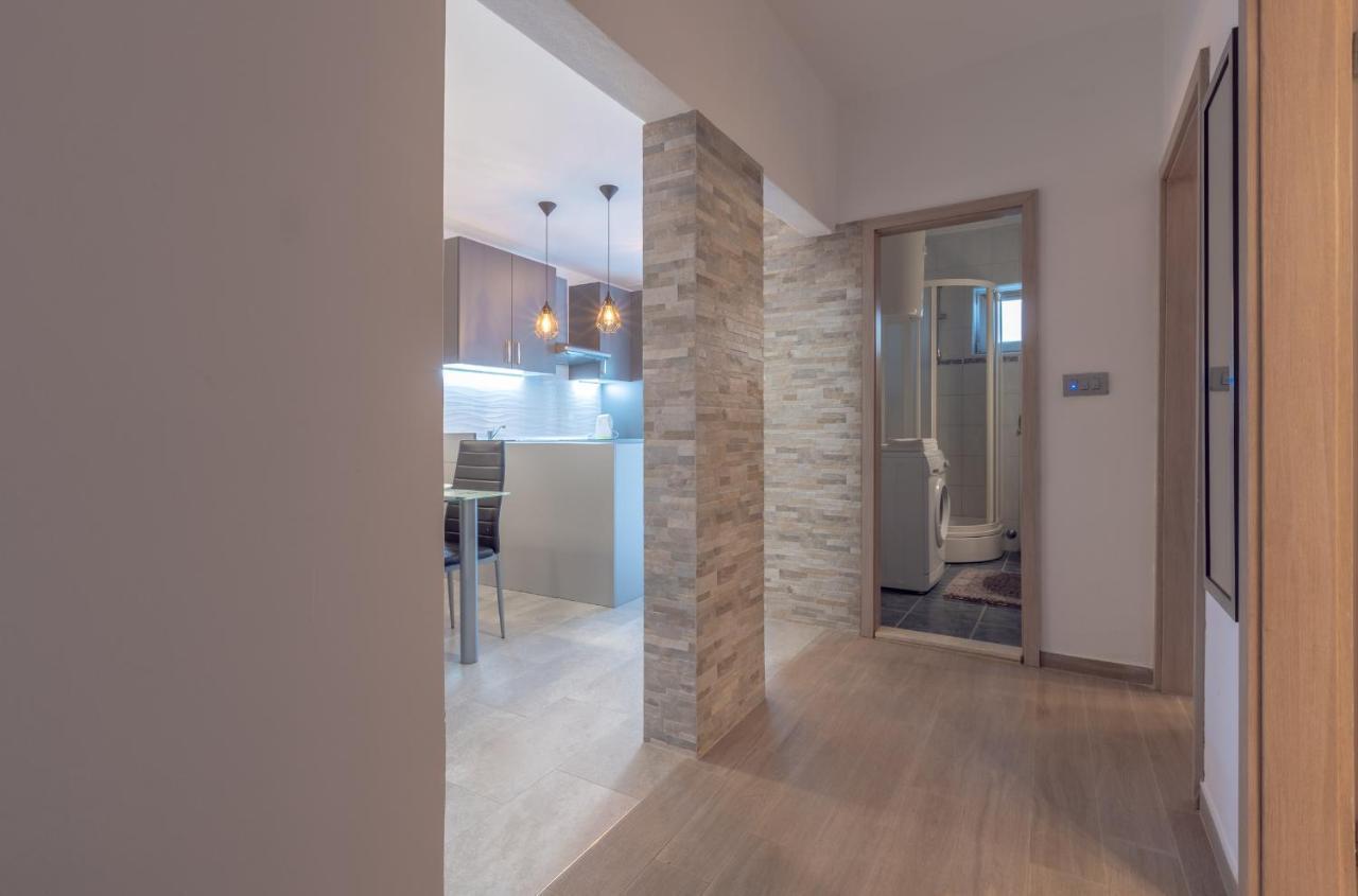 Holiday Home Insulam Mare Trogir Exterior foto