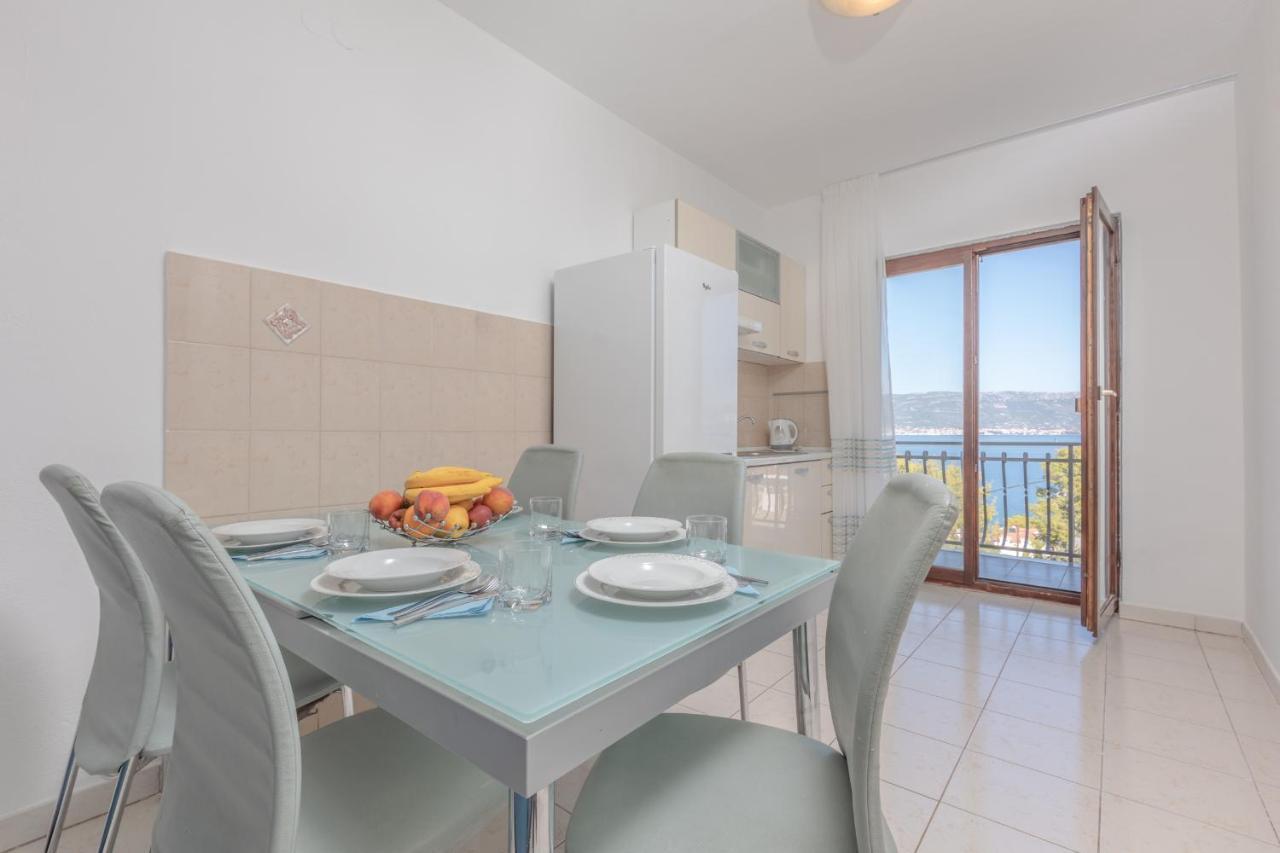 Holiday Home Insulam Mare Trogir Exterior foto